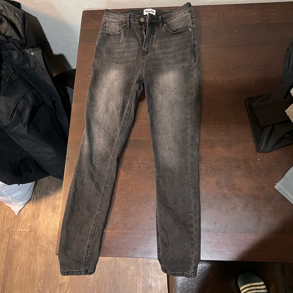 Black Abound jeans. Size 28.